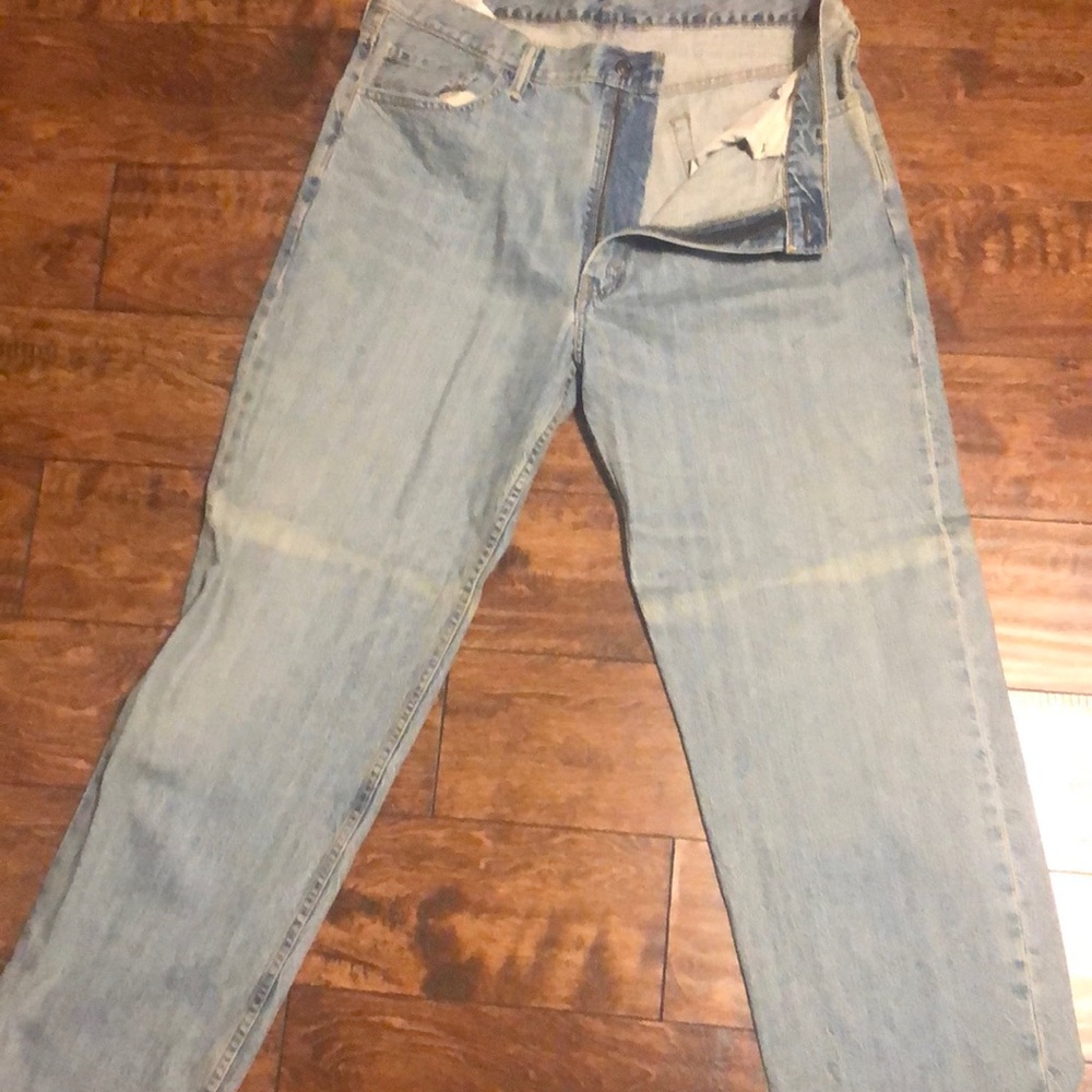 Levi men’s jeans